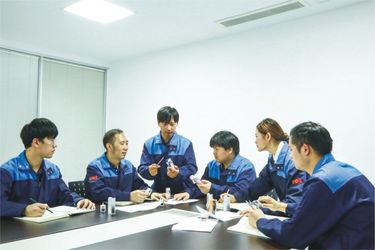 Ningbo Yolanda Spray Co., Ltd. производственная линия производителя